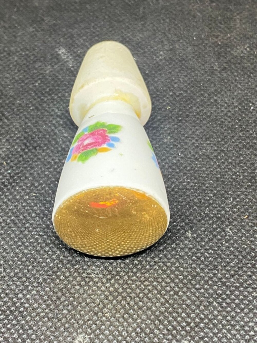 Ceramic Stopper with Roses Gold Top - Picture 2 of 3
